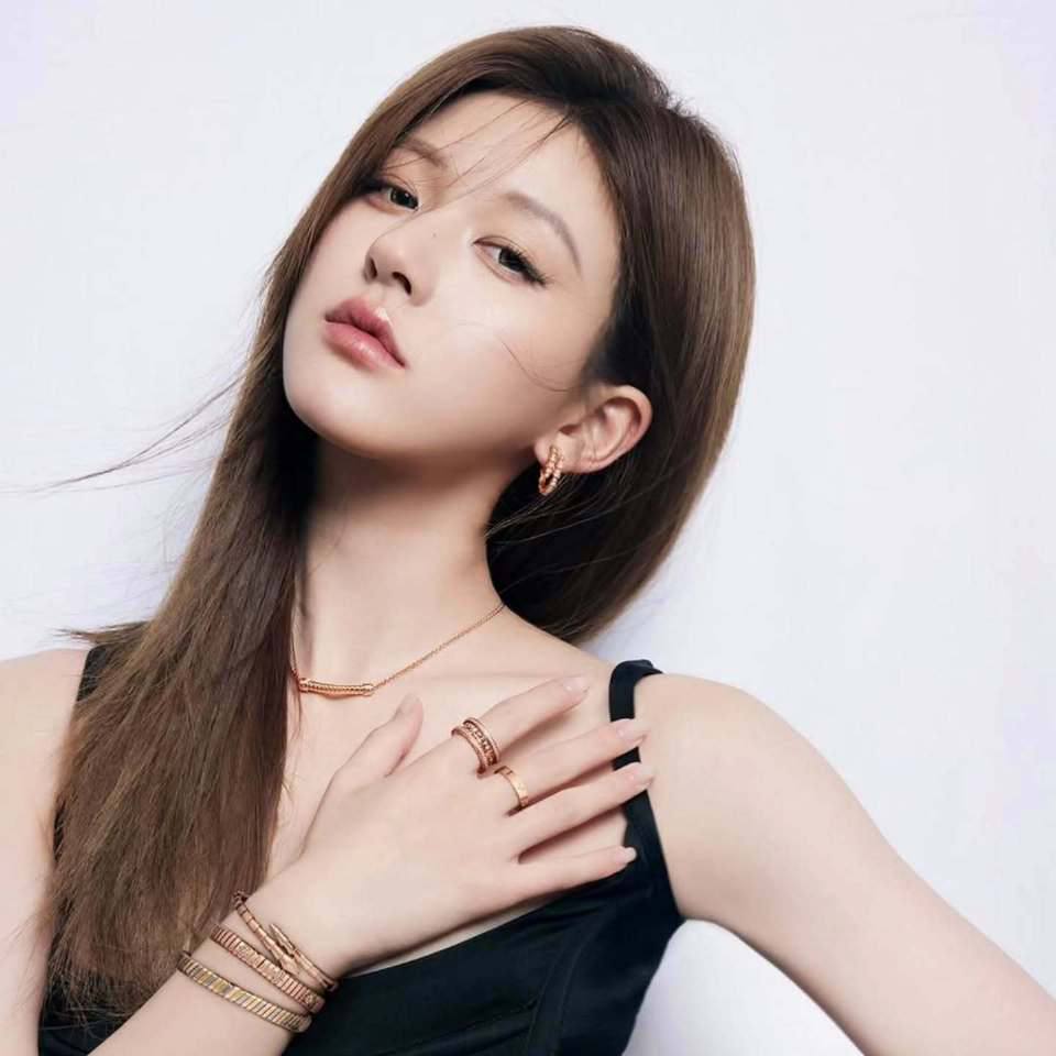 Zhao Lu Si: Biography, Dramas, Career & Latest Updates 2025