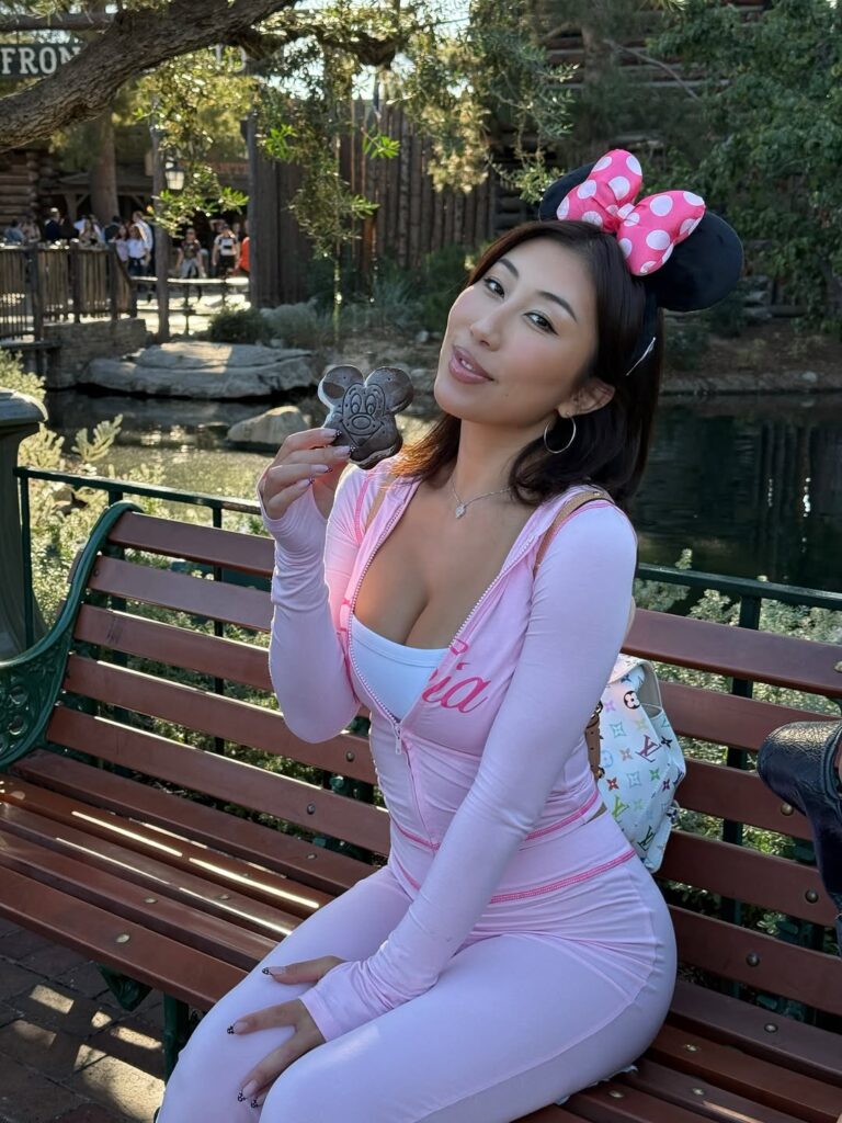 Nicole Doshi Age, Bio & Life Story (2025 Update)